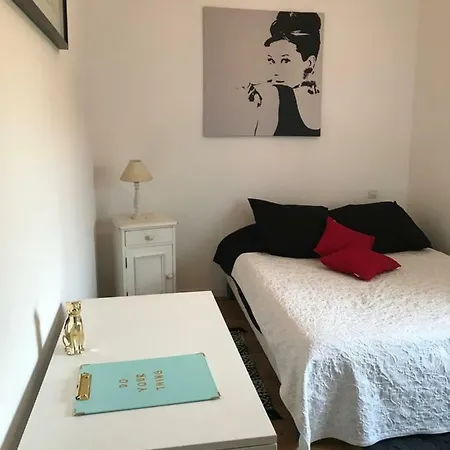 Les D'hotes De * Ranes