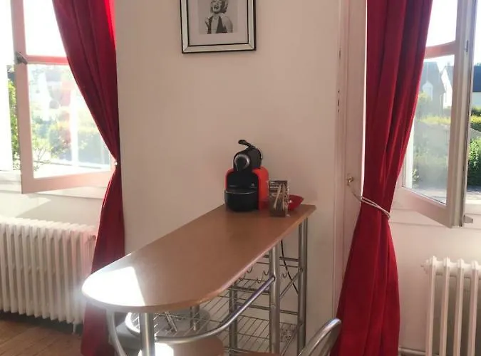 Les D'hotes De Vendégház *